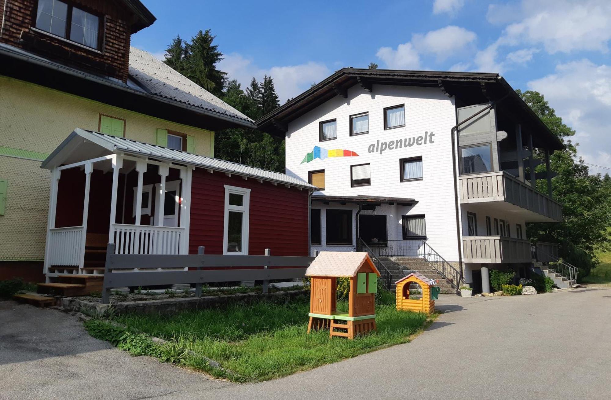 App 1 - Farbennest Mit Fruehstueck Teekueche, Sommerbergbahnen Inkl Tannheim Eksteriør billede